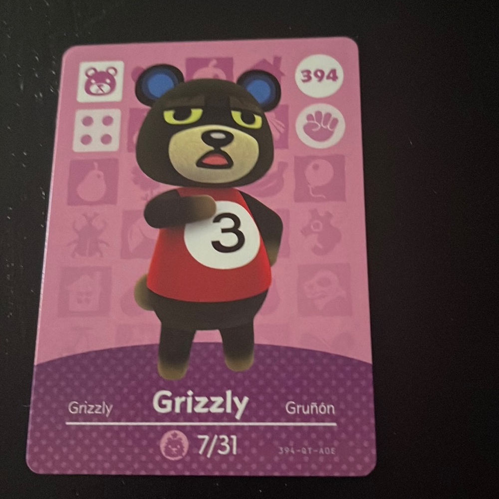 Animal Crossing Amiibo card #394 Grizzly